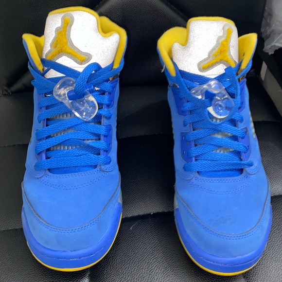 AIR JORDAN 5 LANEY JSP  - grade school - Picture 4 of 6